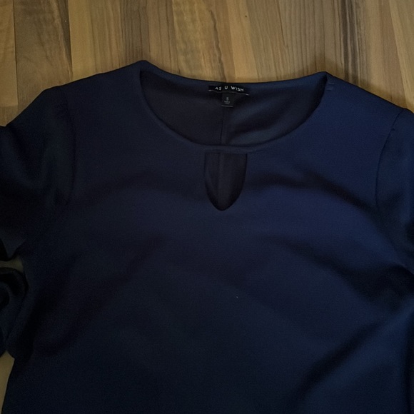 Cute sassy dress - Picture 2 of 3